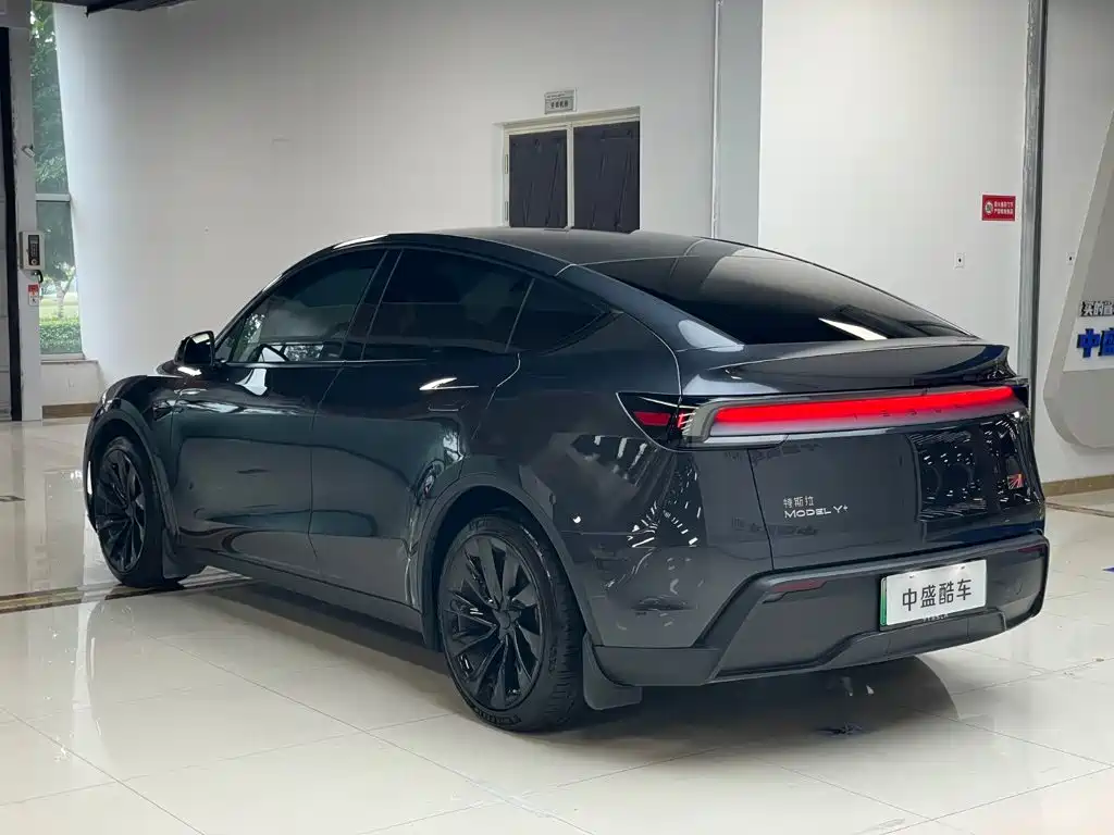 Tesla Model Y — фотографии объявления, Фото 25