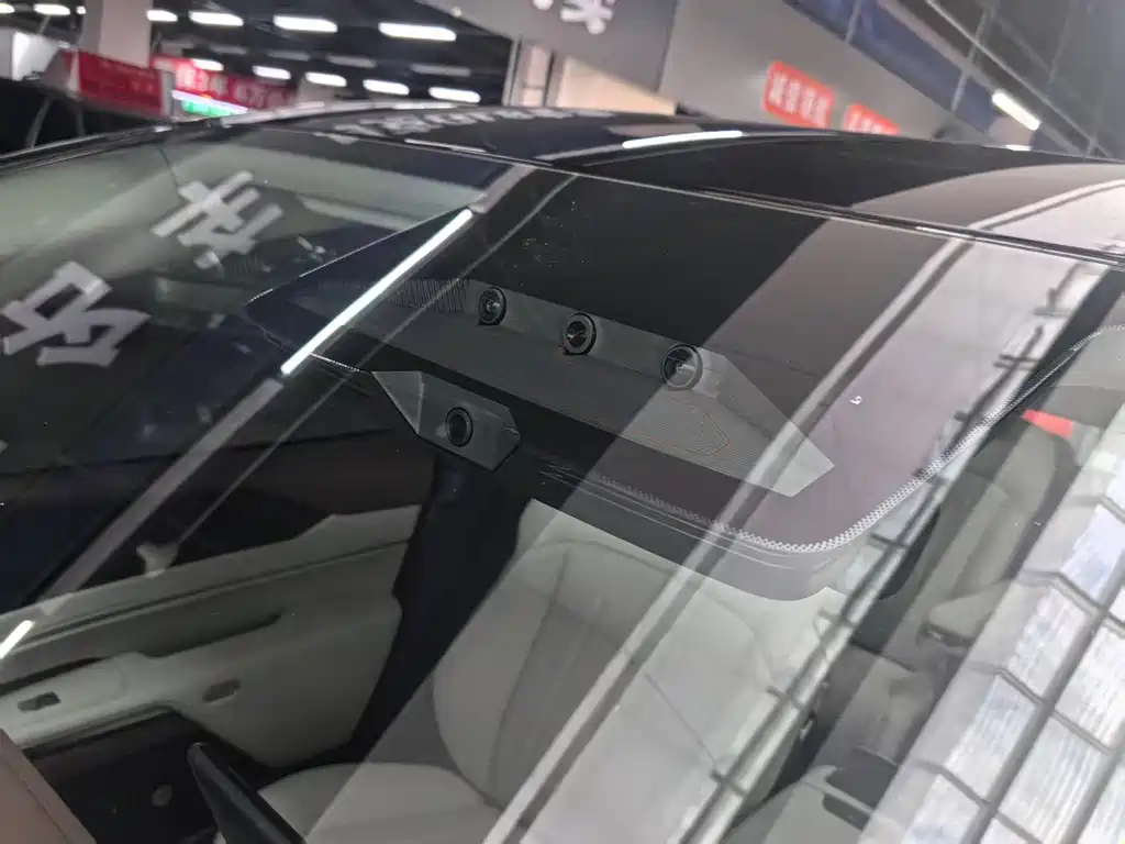 BYD Xia — миниатюра 29