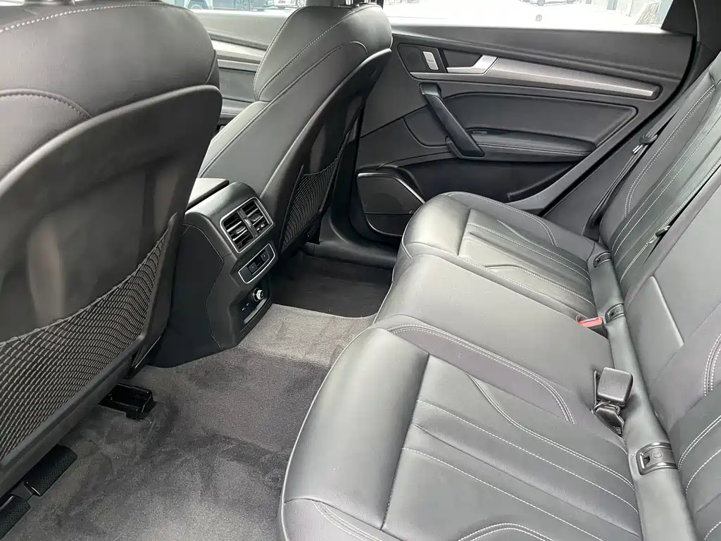 Audi Q5L — миниатюра 12