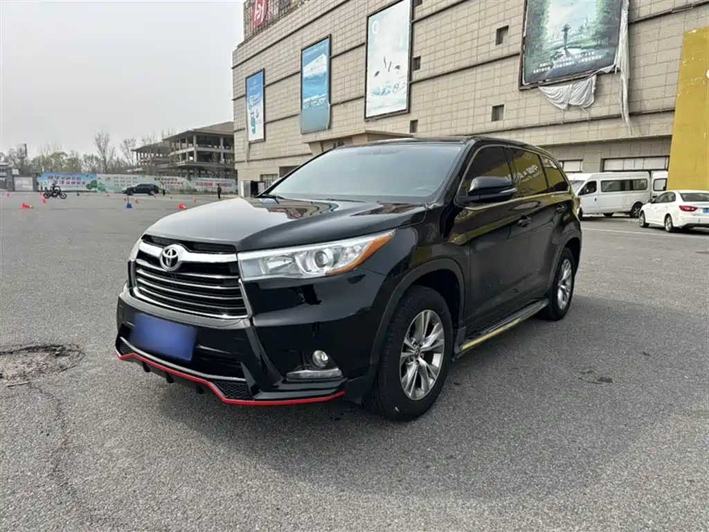 Toyota Highlander 2016