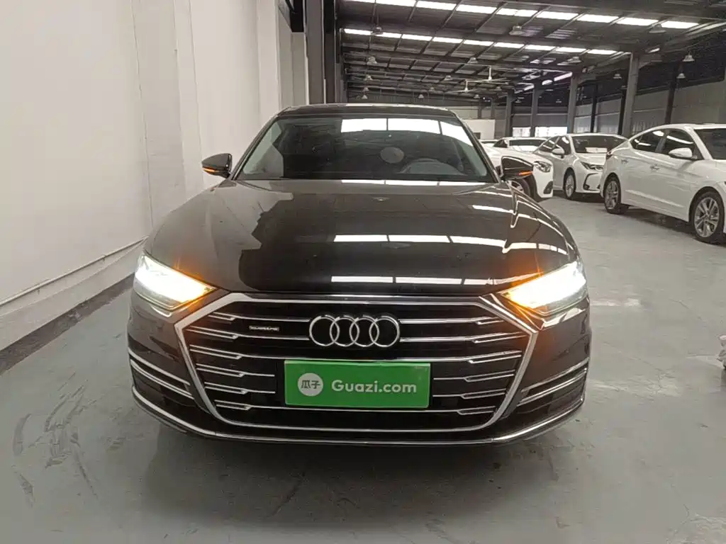 Audi A8 — миниатюра 3