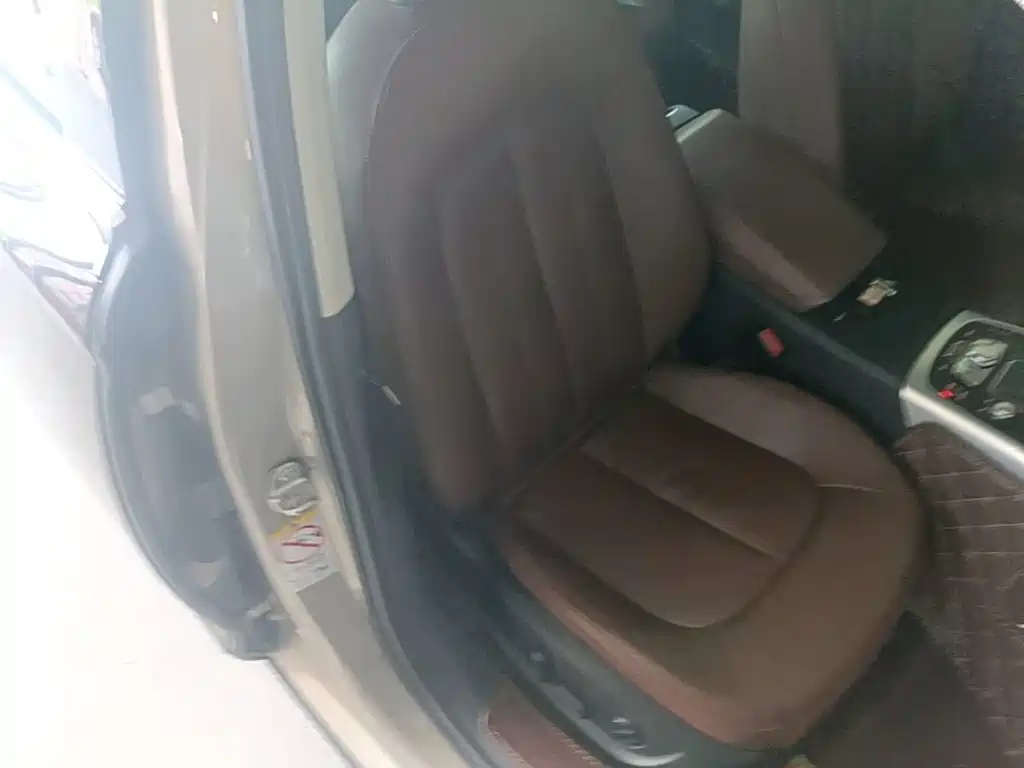 Audi A6L — миниатюра 25