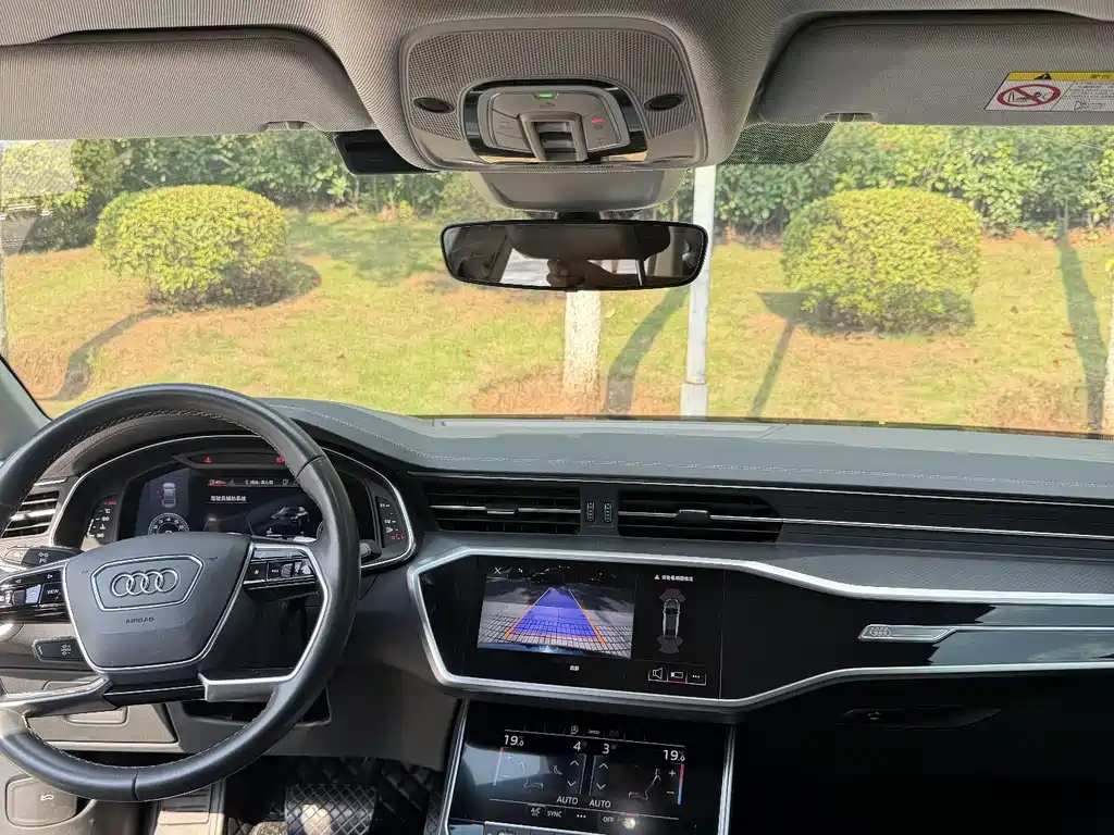 Audi A7L — миниатюра 5