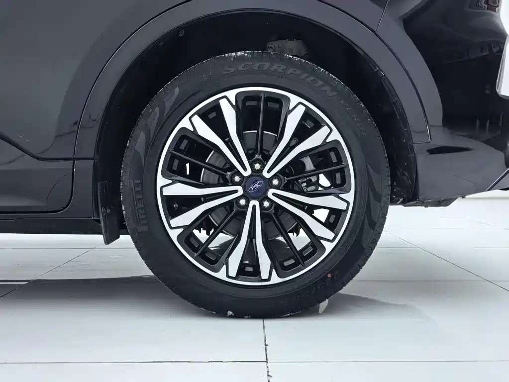 Ford Escape — миниатюра 25