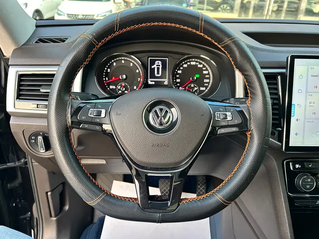 Volkswagen Teramont — миниатюра 7