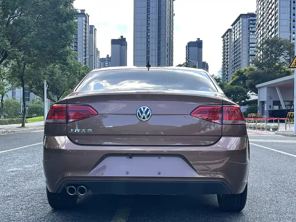 Volkswagen Lamando — миниатюра 11
