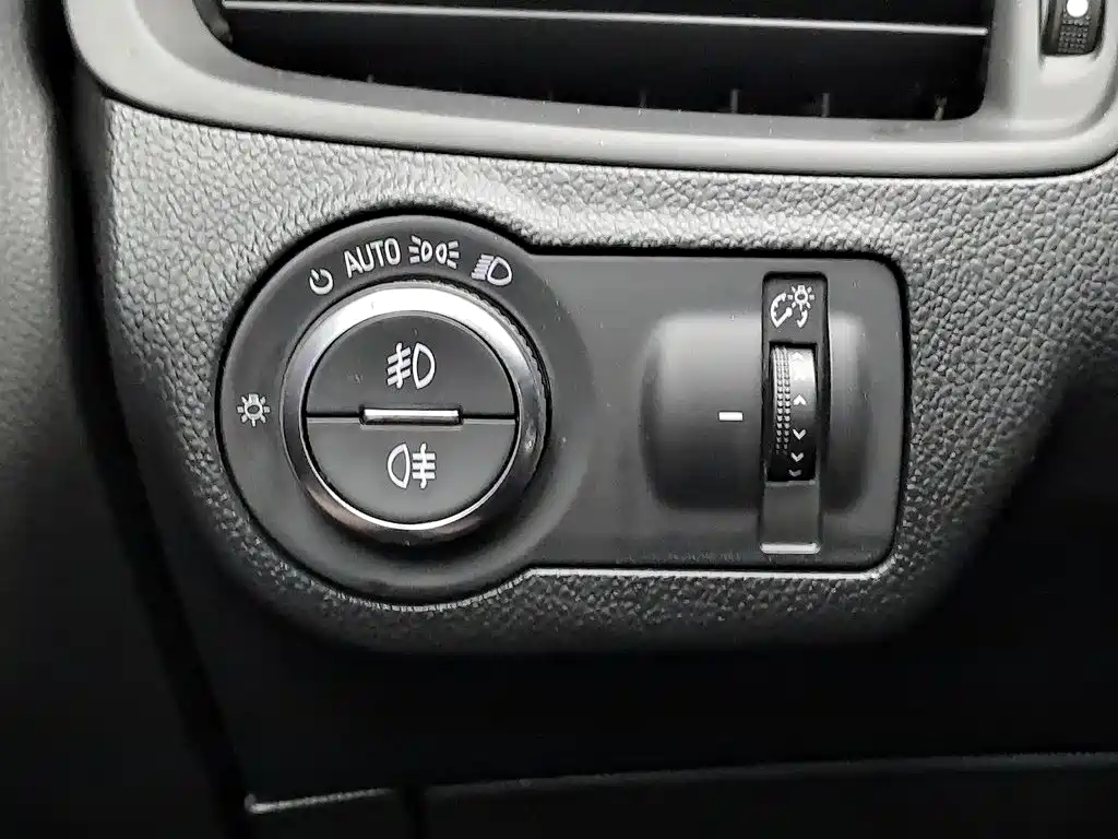 Buick Envision Plus — миниатюра 21
