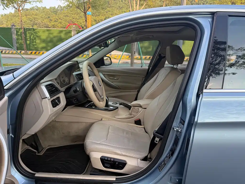 BMW 3 Series (Import) — миниатюра 4