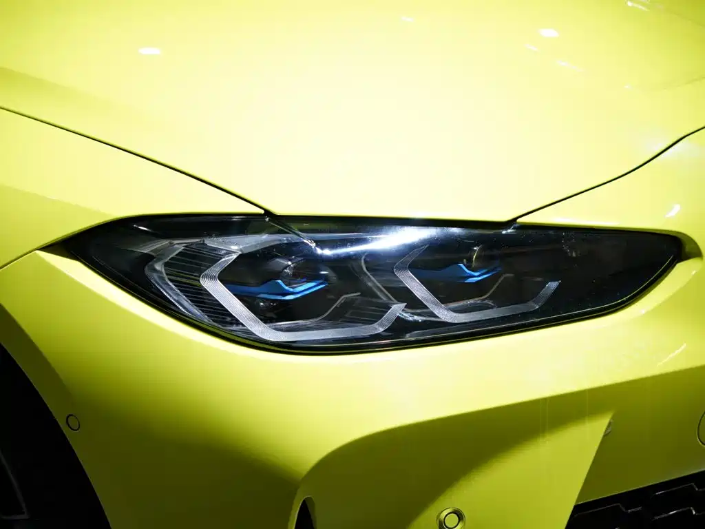BMW M4 — миниатюра 50