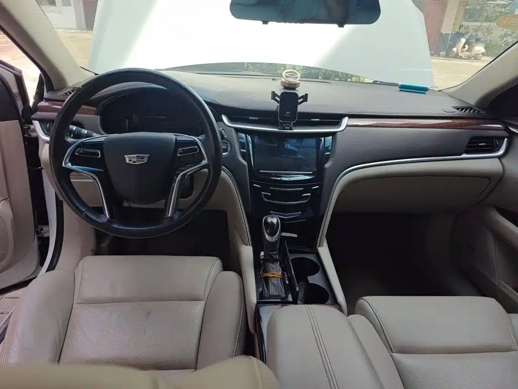 Cadillac XTS — миниатюра 13