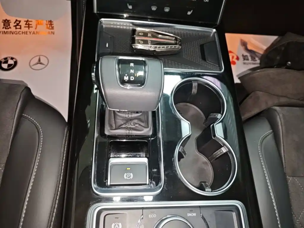 Hongqi Hongqi HS7 — миниатюра 14