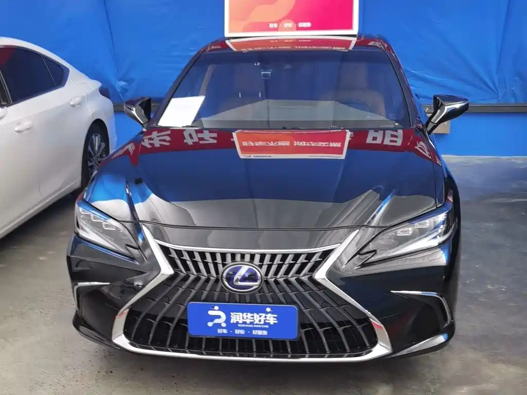 Lexus ES — миниатюра 2