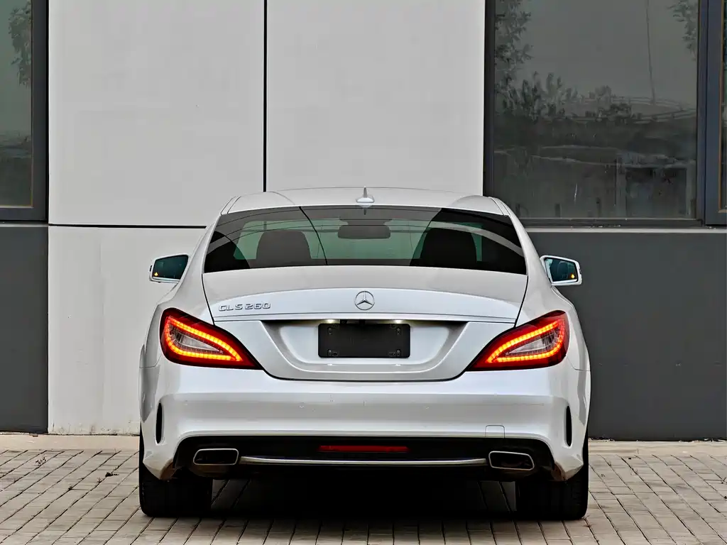 MERCEDES-BENZ CLS