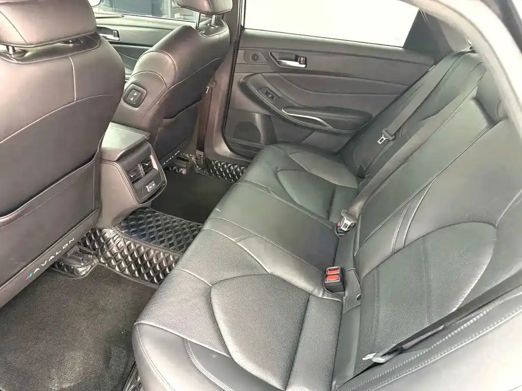 Toyota Avalon — миниатюра 4