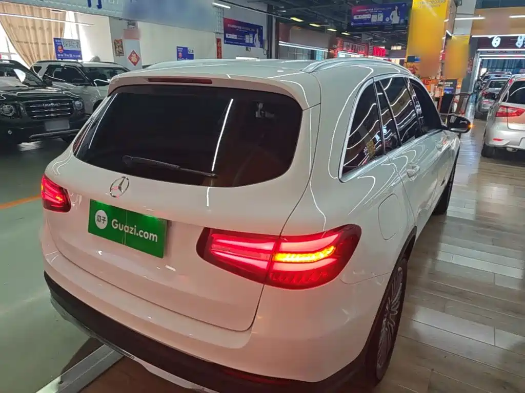 Mercedes-Benz GLC — миниатюра 7