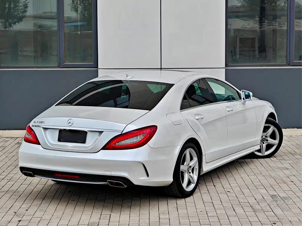 MERCEDES-BENZ CLS