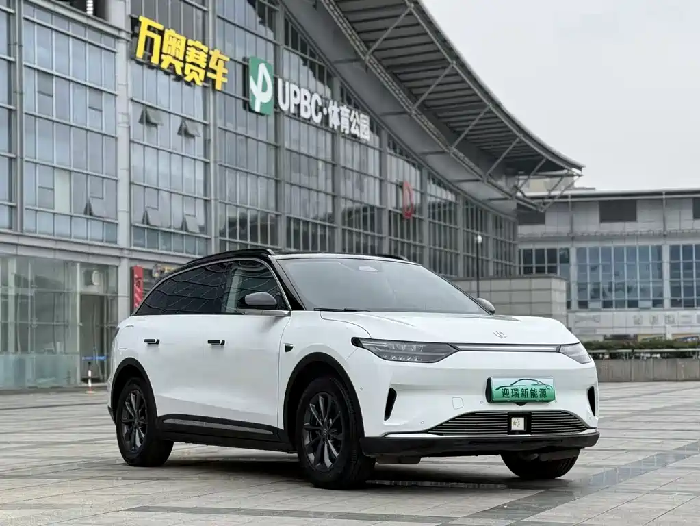 Leapmotor Leapmotor C11 — миниатюра 8