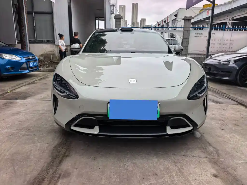 Xiaomi SU7 — миниатюра 2