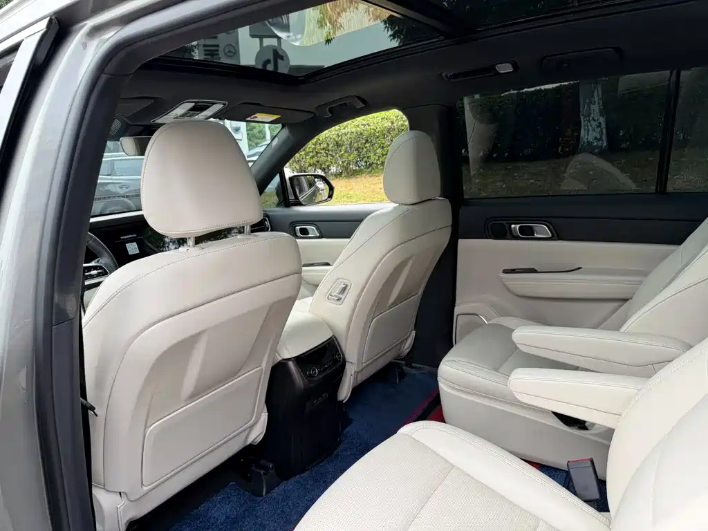 Li Auto Li ONE — миниатюра 11