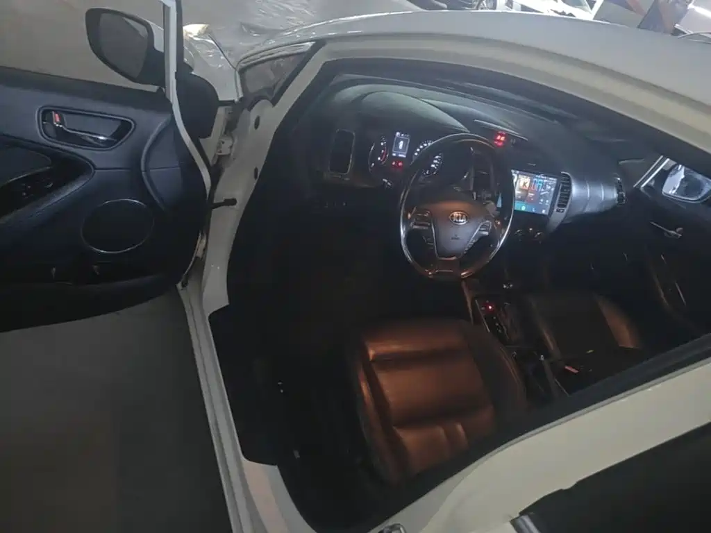 Kia K3 — миниатюра 16