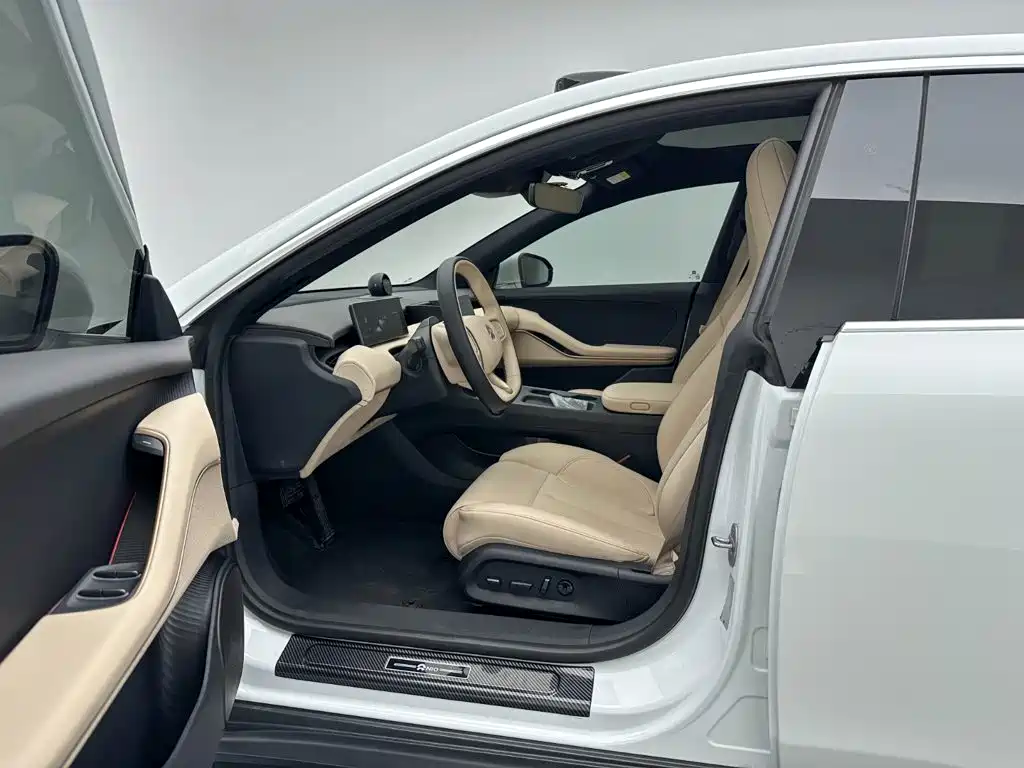 NIO ET5 — миниатюра 16