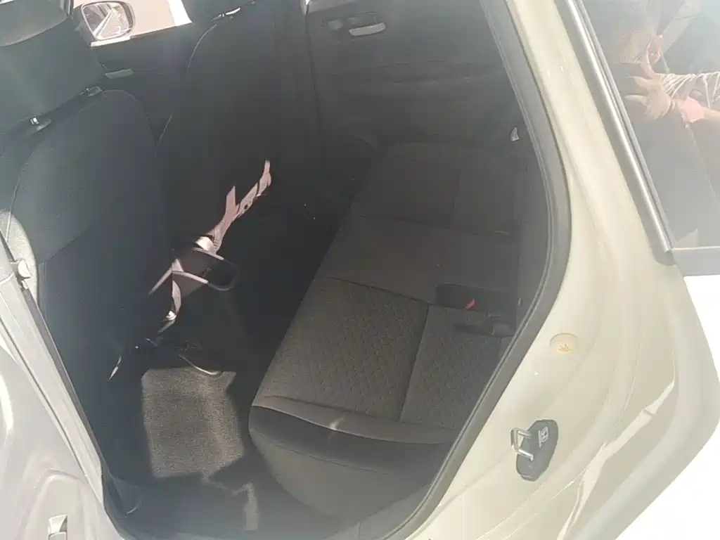 Honda Fit — миниатюра 17