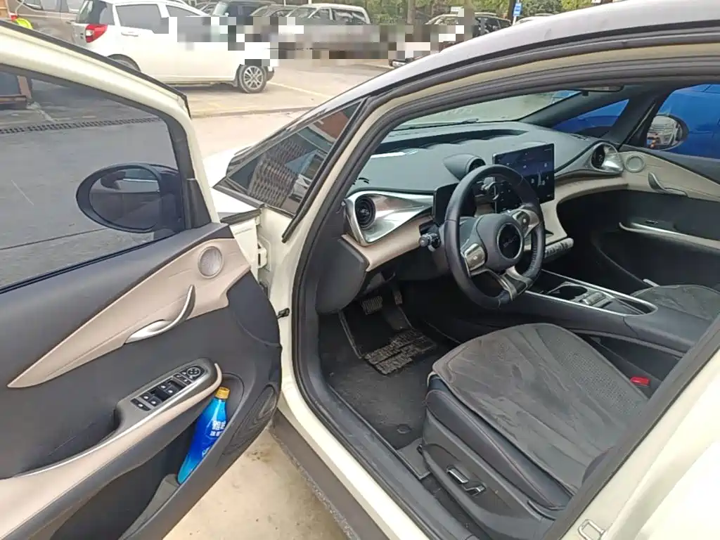BYD Dolphin — миниатюра 16