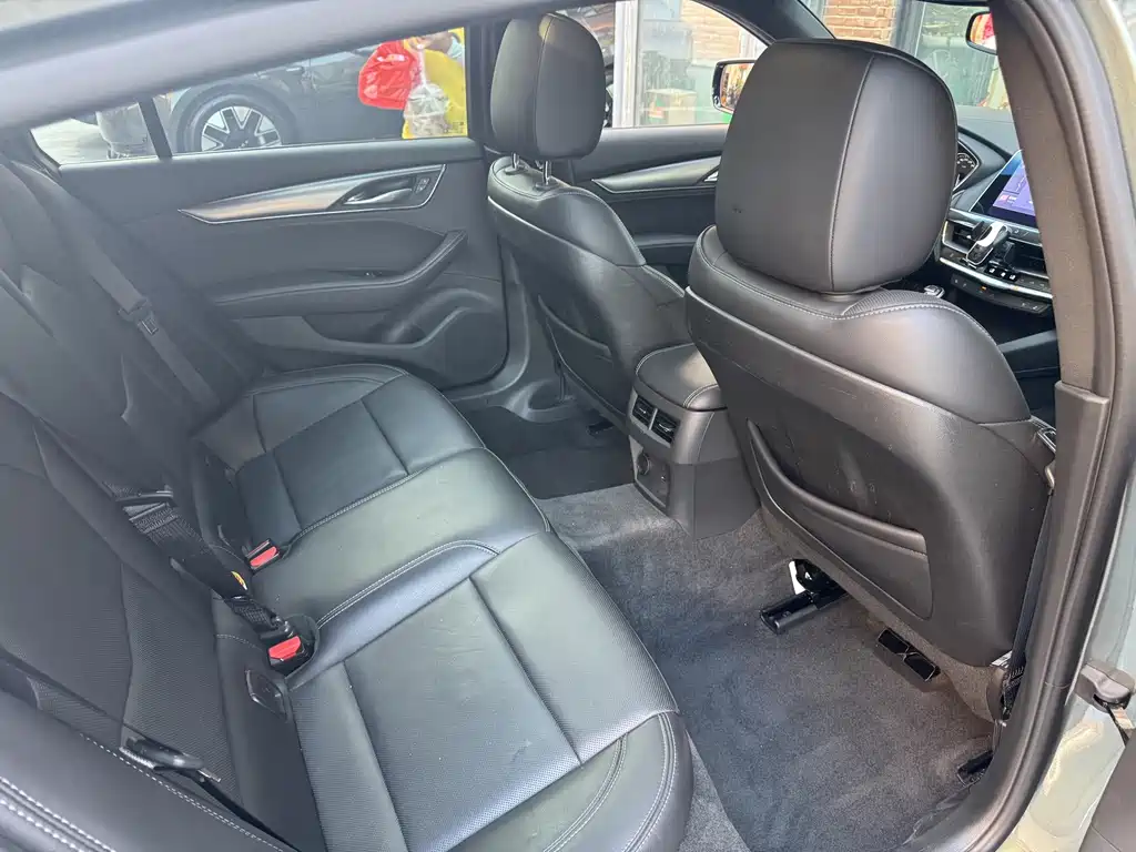 Cadillac CT5 — миниатюра 19