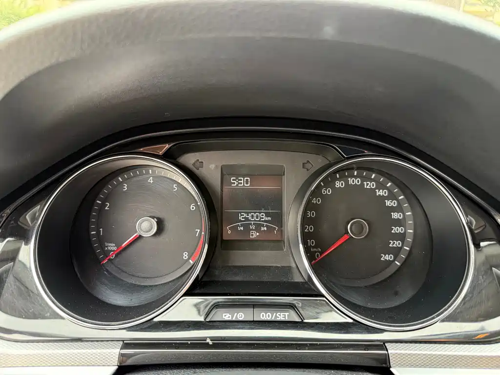 Volkswagen Bora — миниатюра 6