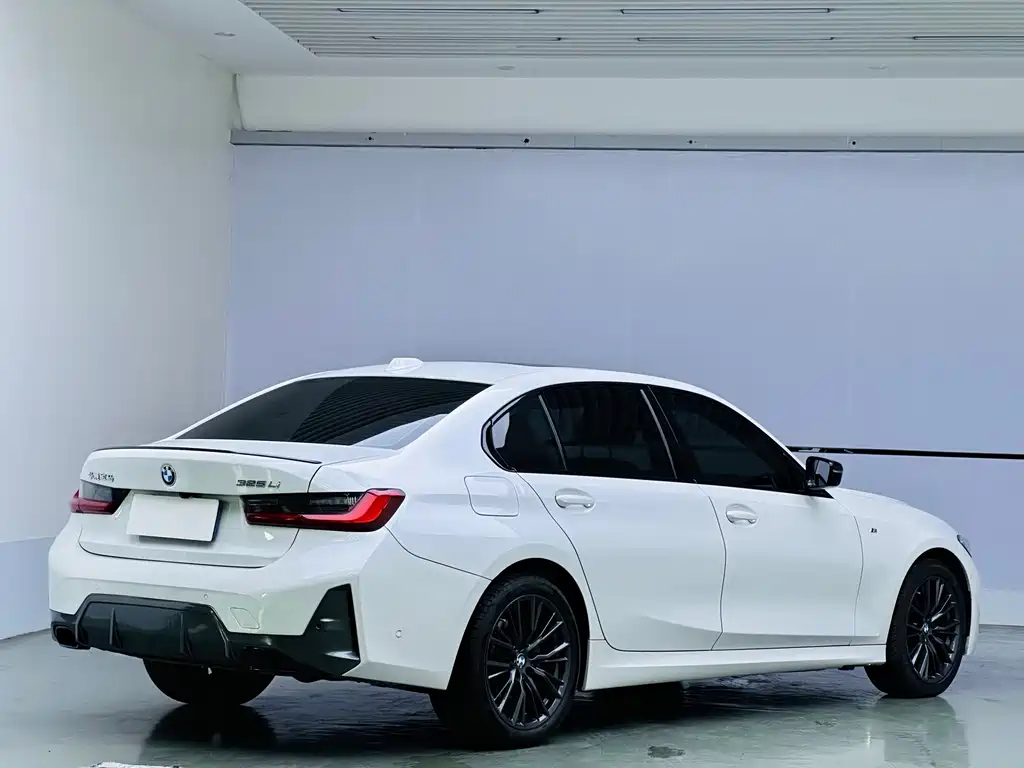 BMW 3 Series — миниатюра 6