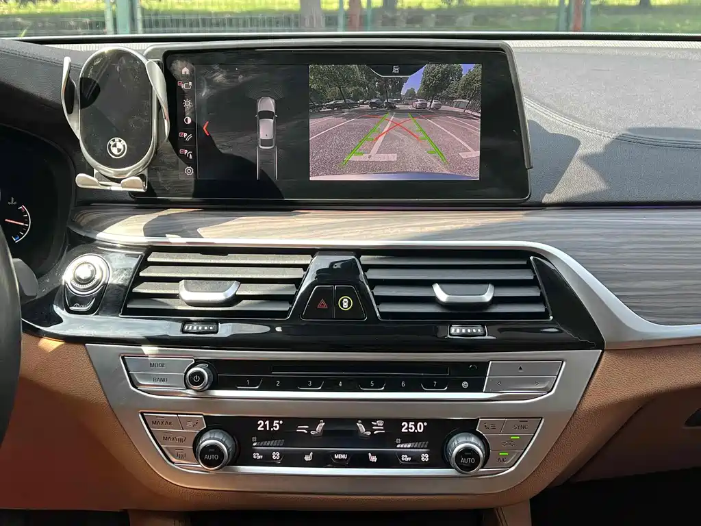 BMW 6 Series GT — миниатюра 12