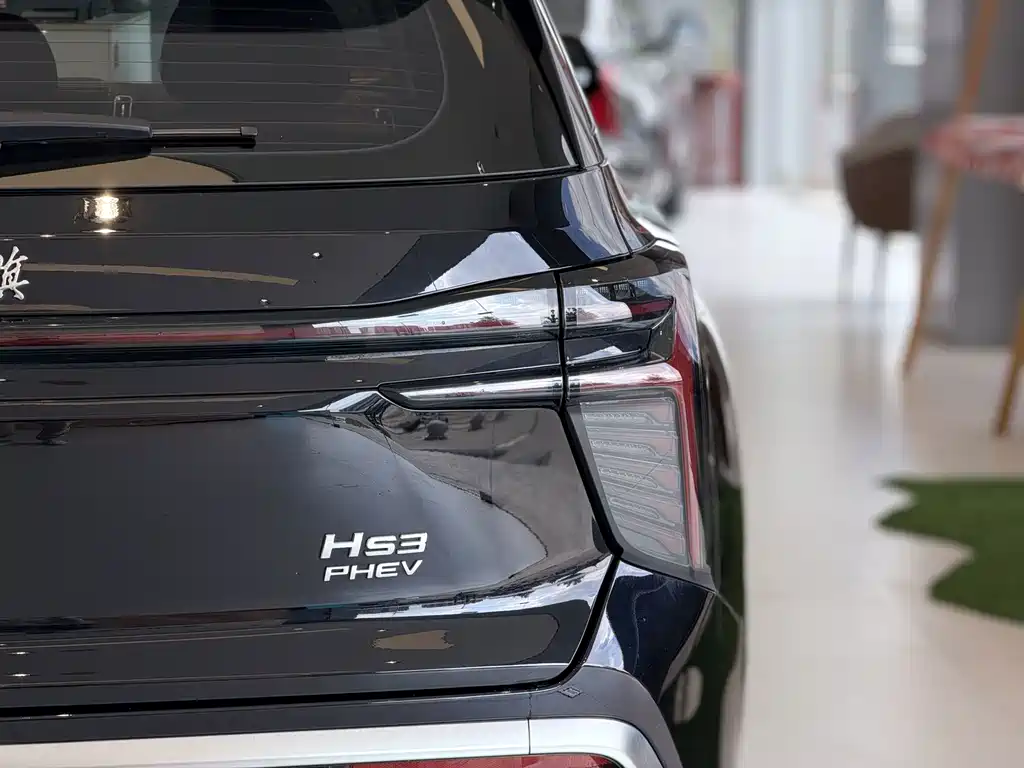Hongqi Hongqi HS3 PHEV — миниатюра 22