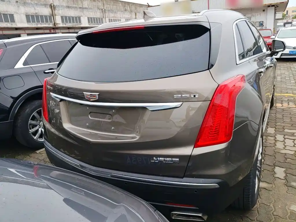Cadillac XT5 — миниатюра 6