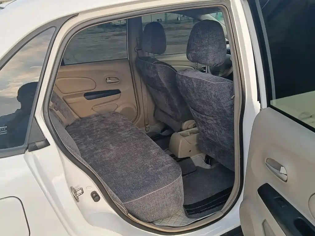 Venucia D50 — миниатюра 9