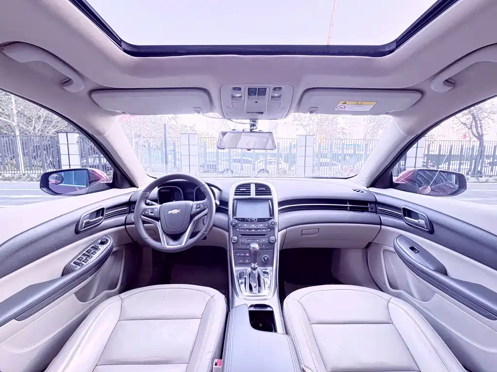 Chevrolet Malibu 2013 2.4L AT Luxury