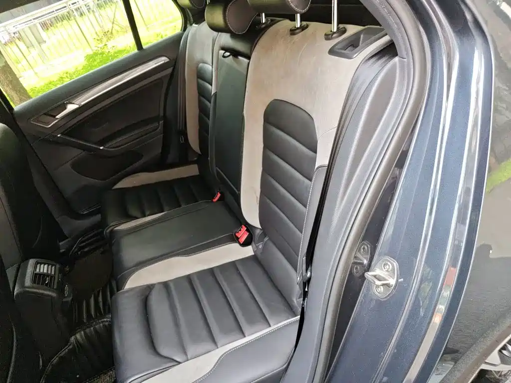 Volkswagen Golf — миниатюра 18