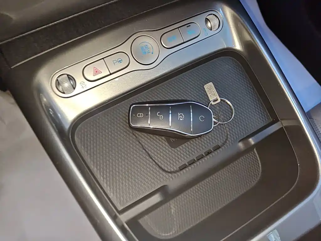 BYD Dolphin — миниатюра 9