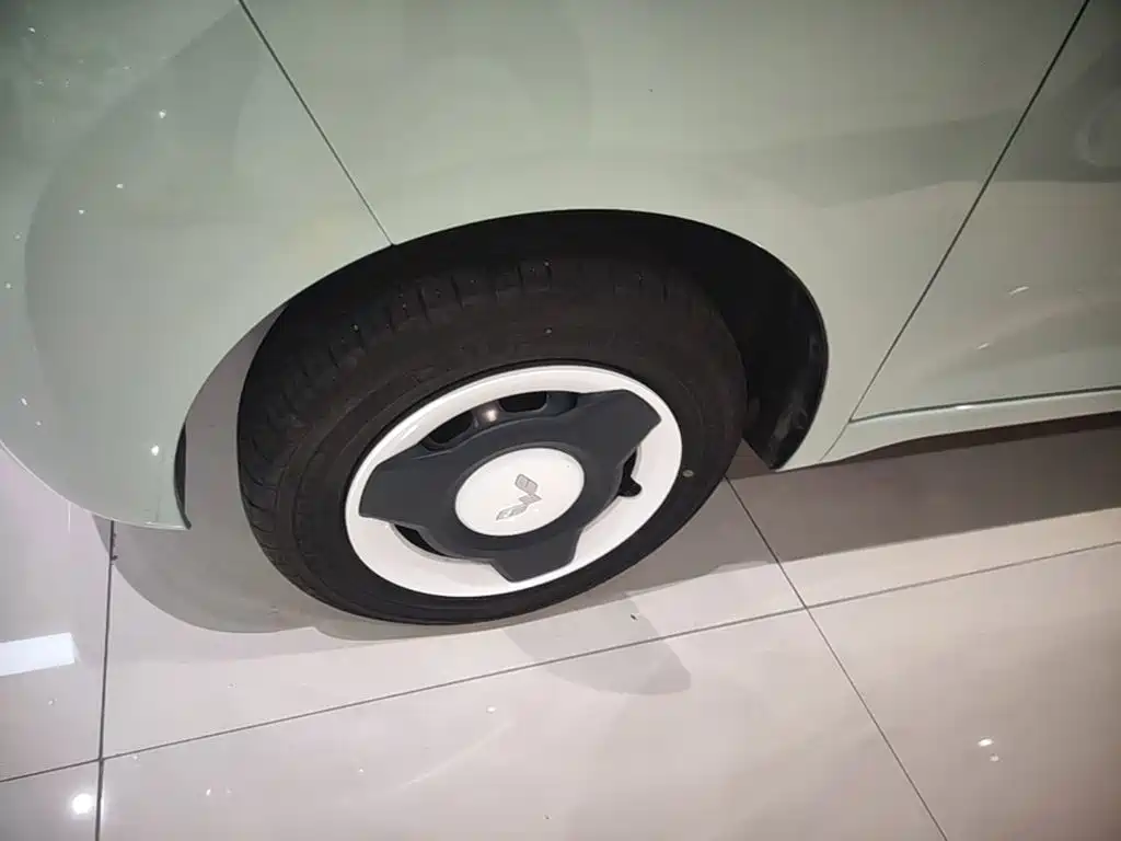Wuling MINIEV — миниатюра 23