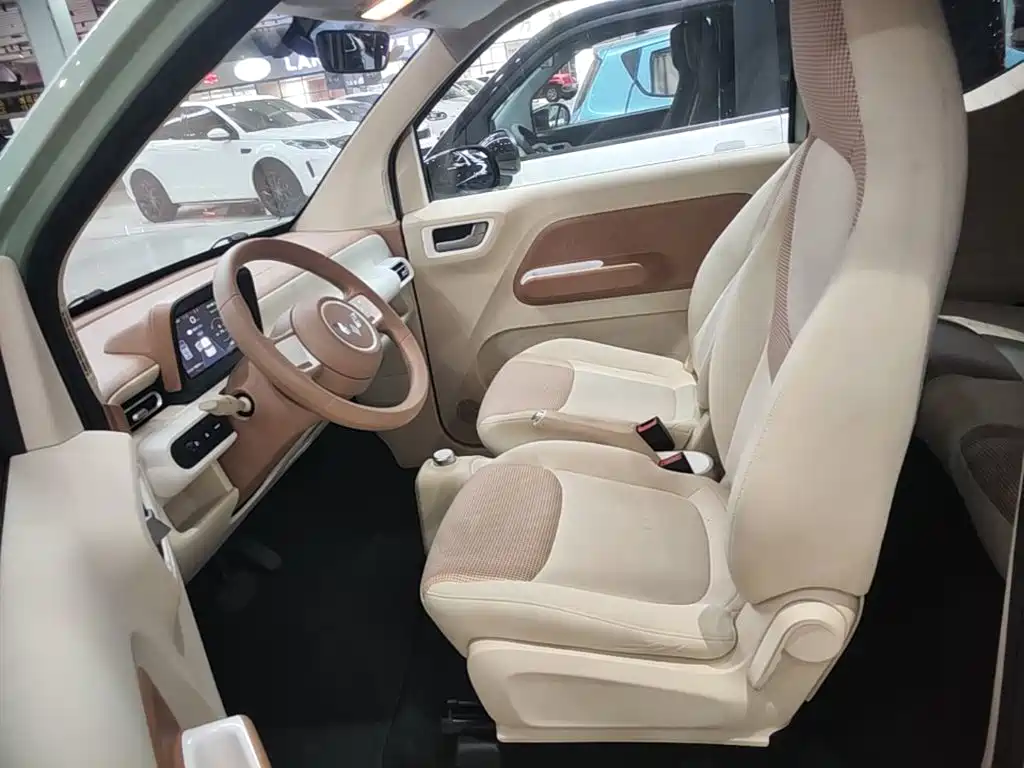 Wuling MINIEV — миниатюра 15