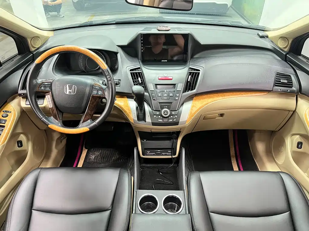 Honda Odyssey — миниатюра 9