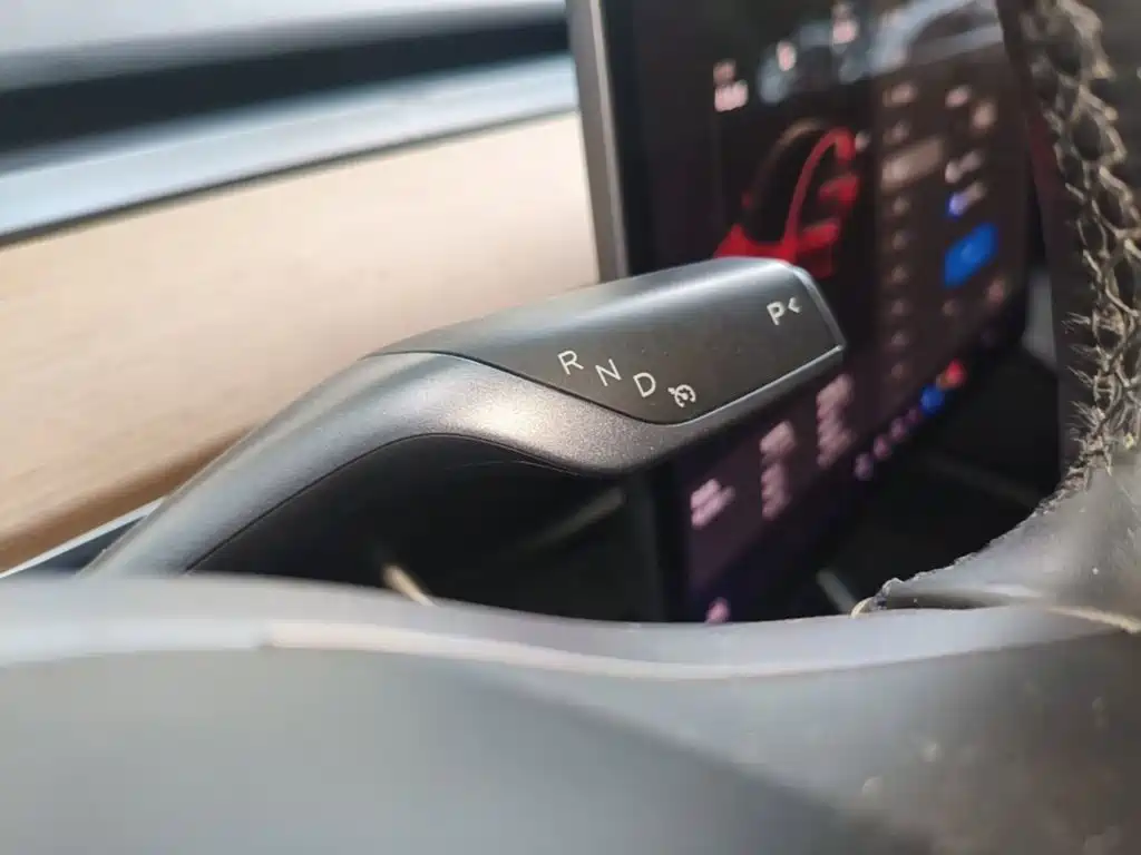 Tesla Model 3 — миниатюра 14