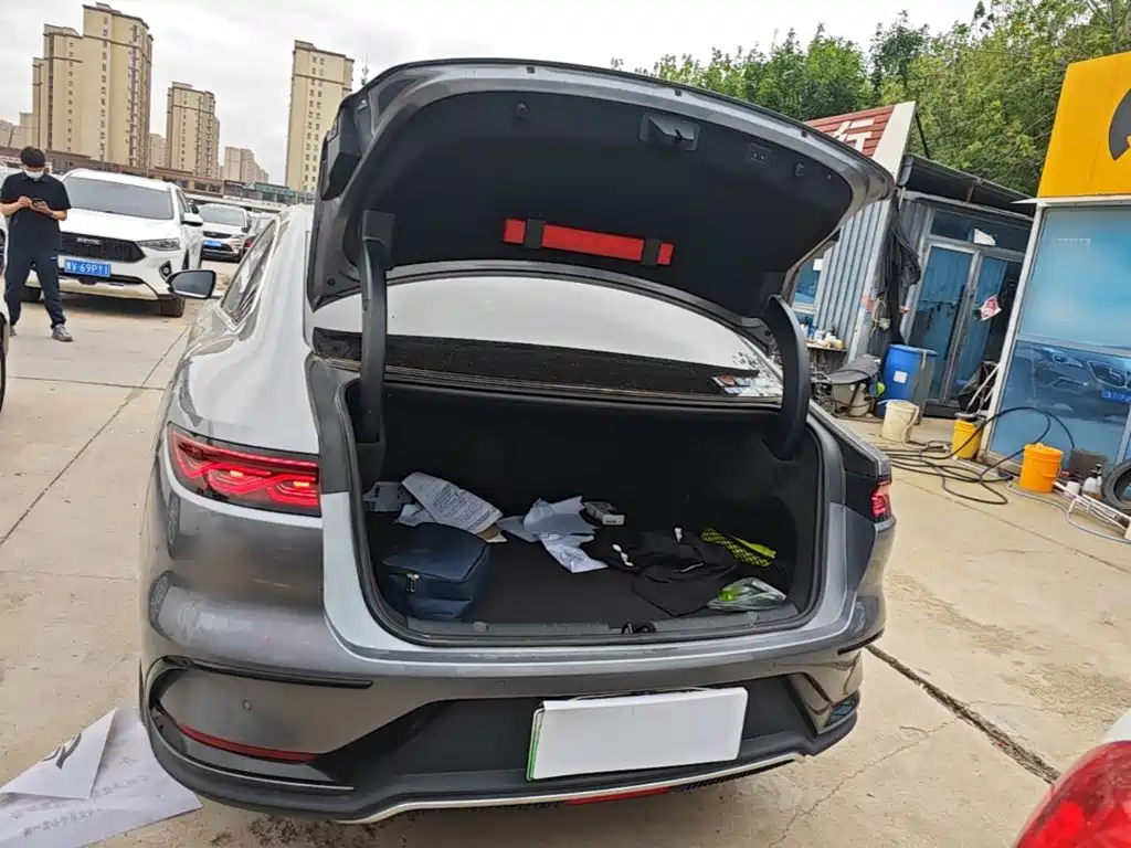 BYD Han — миниатюра 19