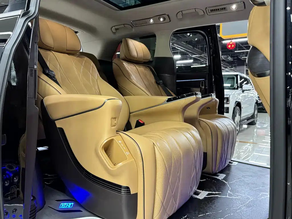 Denza Denza D9 — миниатюра 19