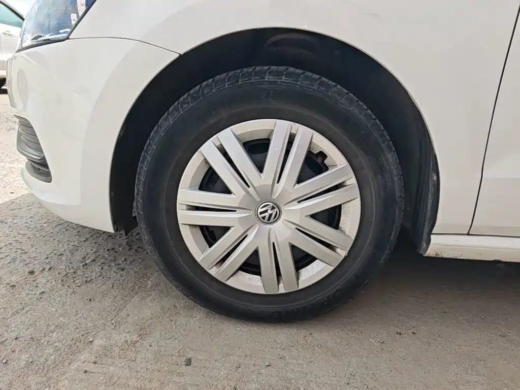 Volkswagen Polo — миниатюра 23