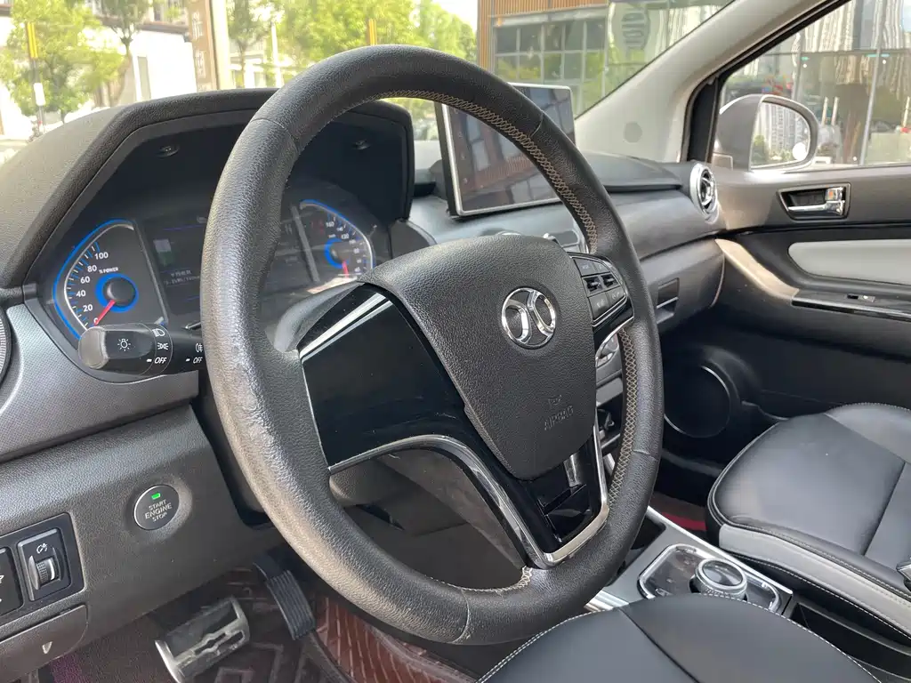 BAIC New Energy EC5 — миниатюра 7