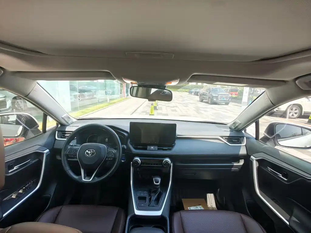 TOYOTA RAV4 RONGFANG