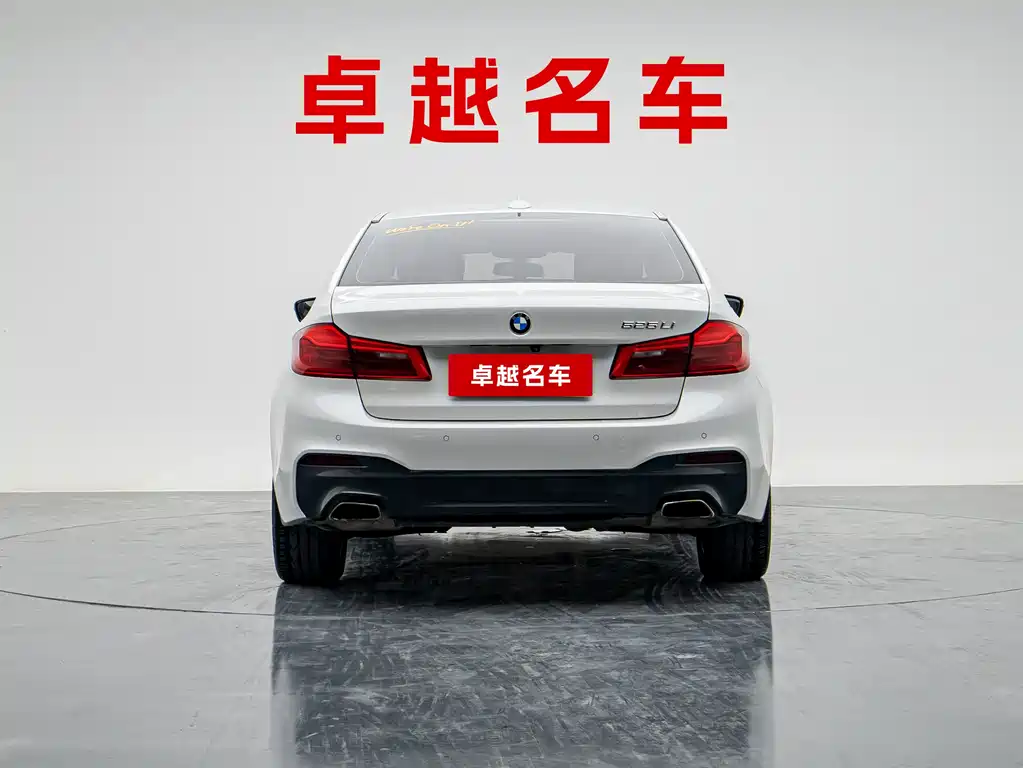 BMW 5 Series — миниатюра 5