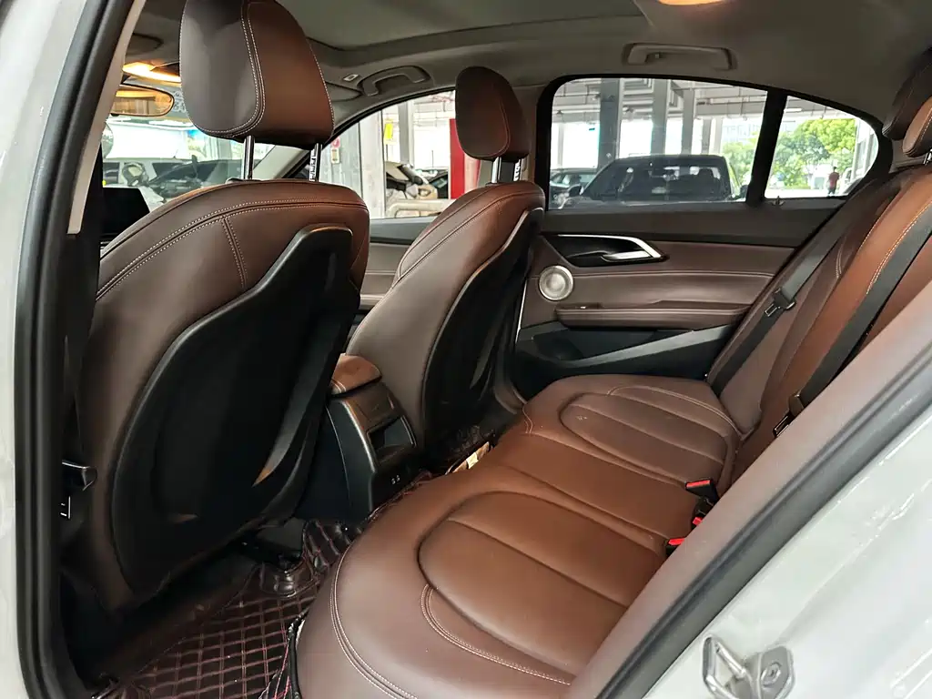 BMW 1 Series — миниатюра 16