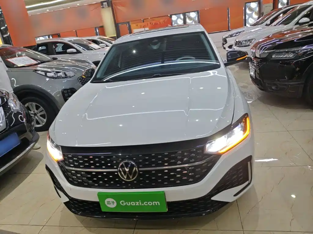 Volkswagen Lavida — миниатюра 3
