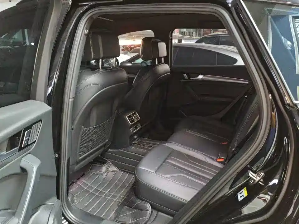 Audi Q5L — миниатюра 6